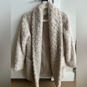 Selling Wilfred Free Oversized Fleece Jacket